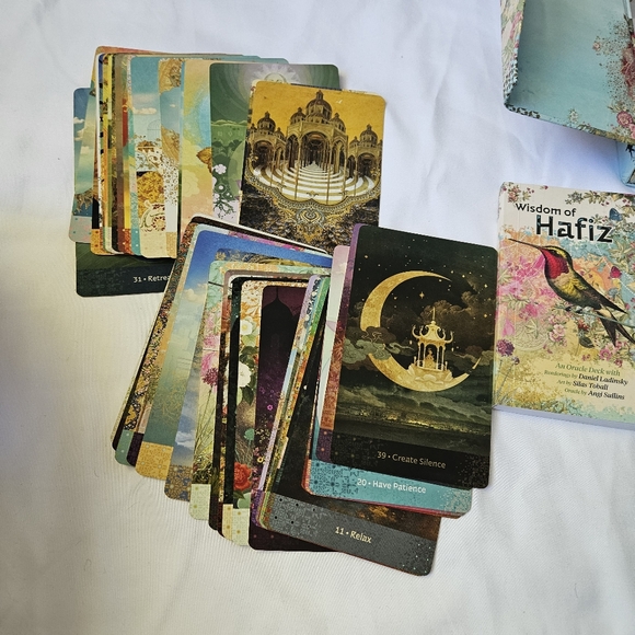 Wisdom of Hafiz Bath & Body Book - Picture 7 of 7